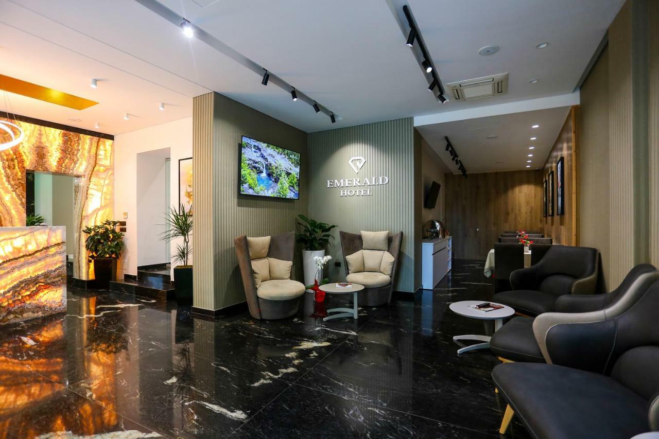 Emerald Boutique Hotel Tirana Bagian luar foto